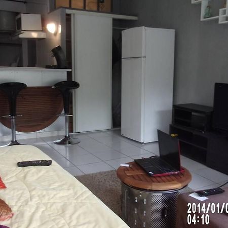 Studio Meuble Ensoleille Fibre Bouygues Nîmes Kültér fotó